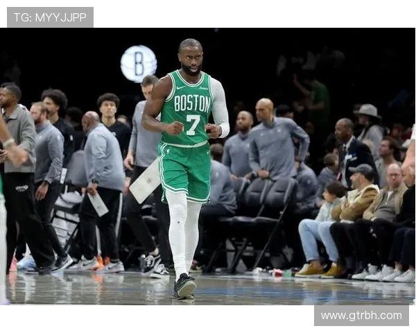 理查德13分钟登场6投2中三分5中1贡献5分2板1助攻